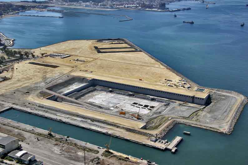 May 2005 Construction of the GBS begins at Algeciras, Spain